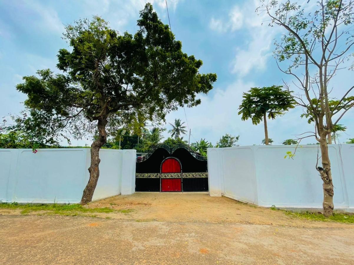 Ratnam Hotel جافنا المظهر الخارجي الصورة