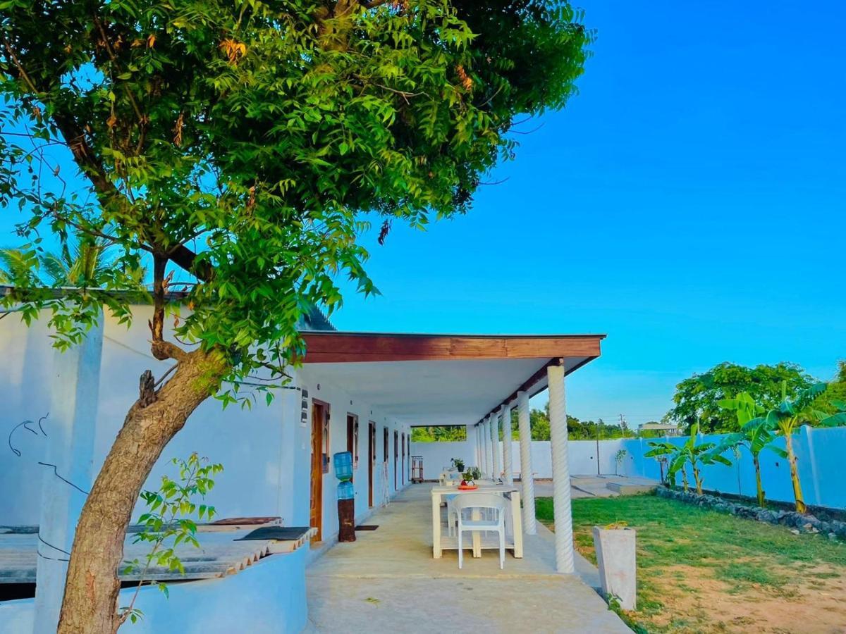 Ratnam Hotel جافنا المظهر الخارجي الصورة