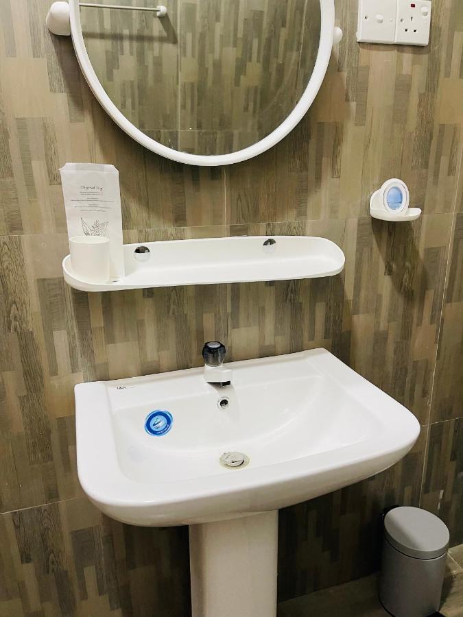Ratnam Hotel جافنا المظهر الخارجي الصورة
